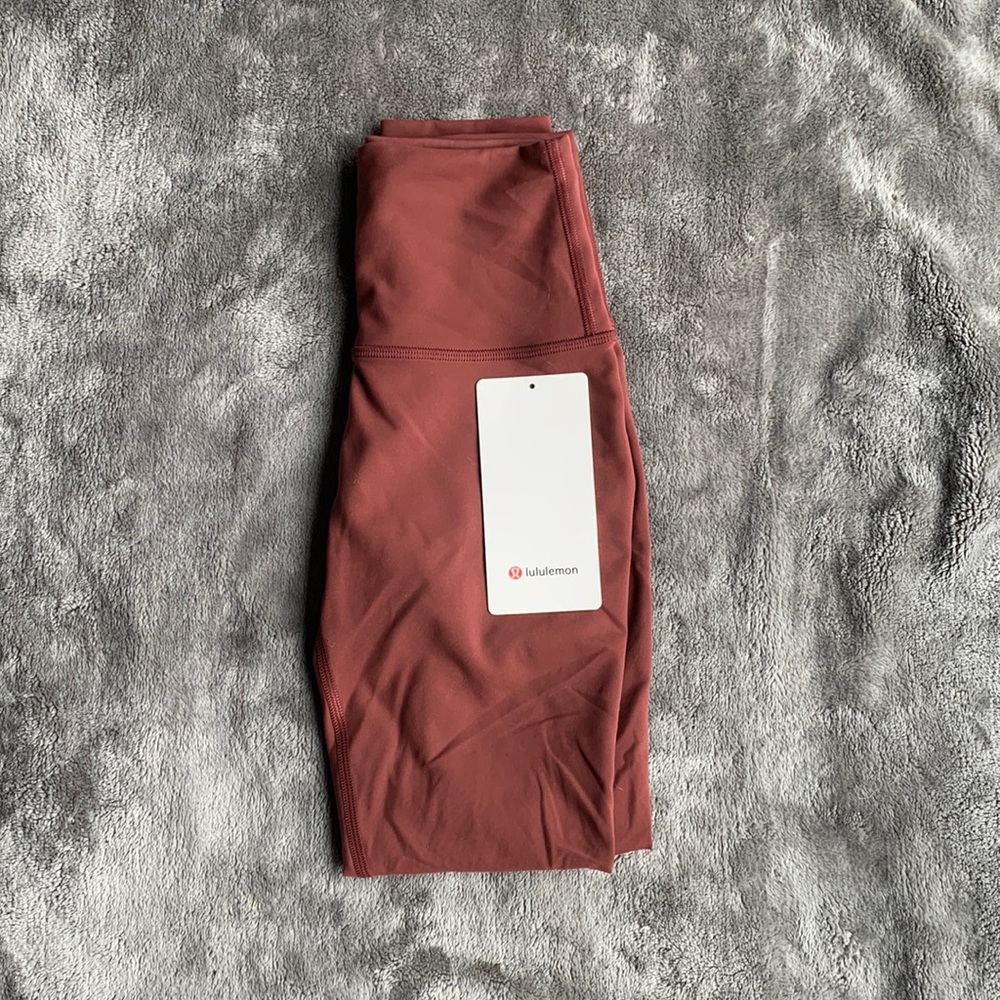 Womens lululemon leggings!